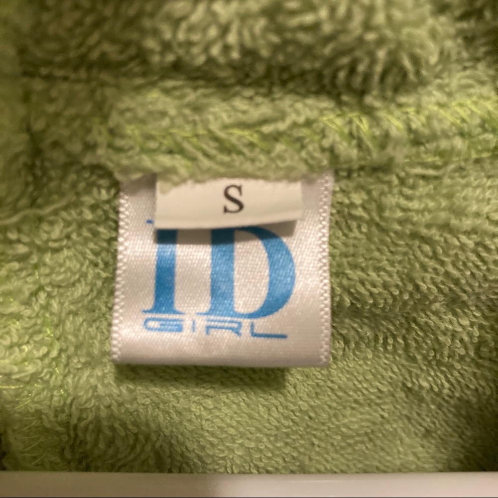 Dinosaur Bathrobe 🦖 🛁 - Picture 5 of 6